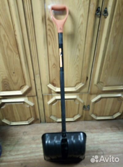 Лопата снеговая Finland