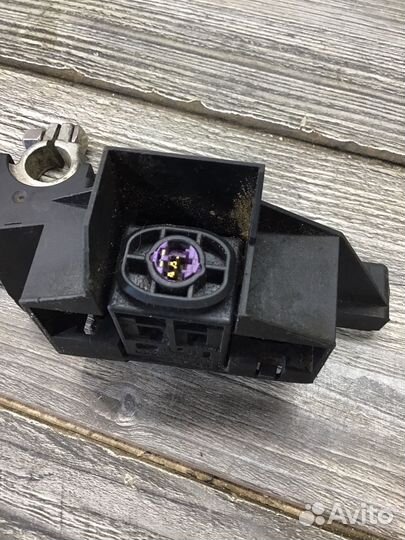 Предохранитель на АКБ