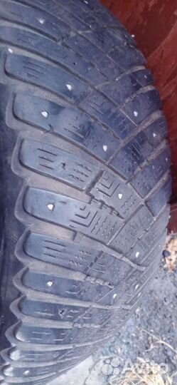 Goodyear UltraGrip 225/55 R16 95T