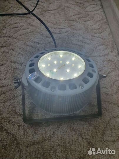 Светодиодный светильник