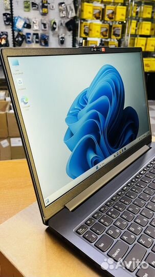 15.6 Ноутбук Lenovo Ideapad 3 Slim 15IAH8