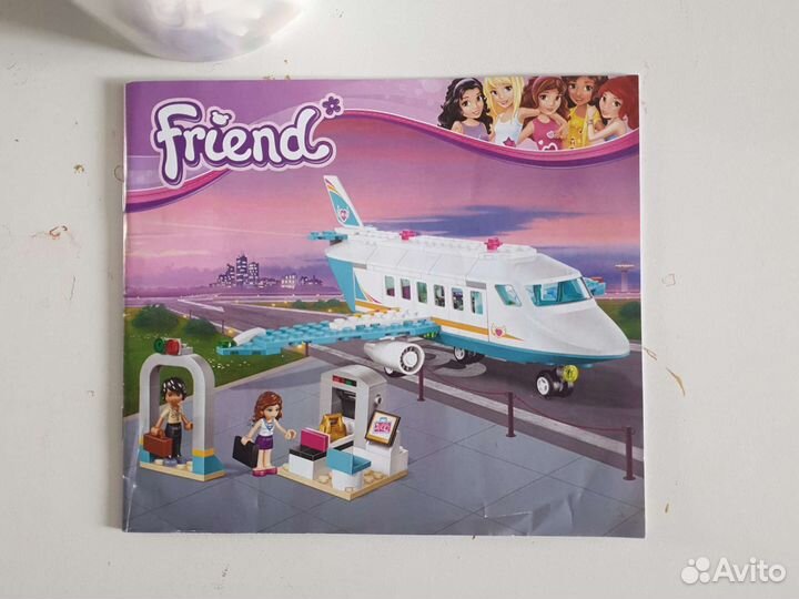 Конструктор Friend 10545 Частный самолёт 236 детал