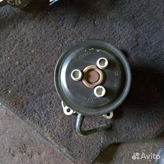 Водяной насос Ауди 03F121031A