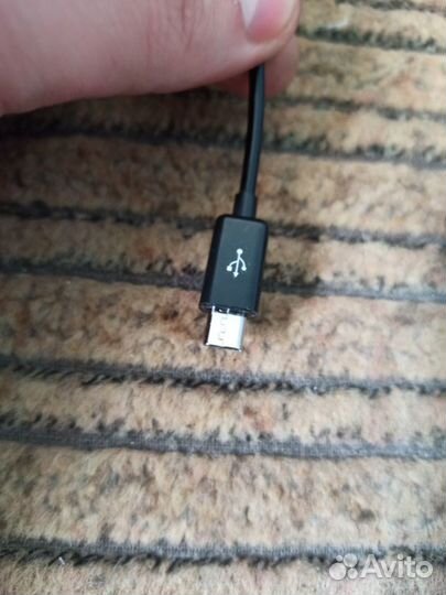 Автомобильное зарядное устройство Micro USB