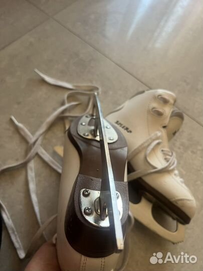 Коньки для девочки 32