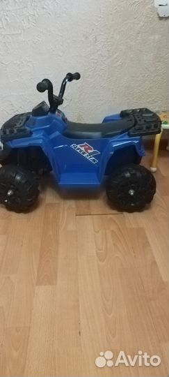 Квадроцикл на аккумуляторе
