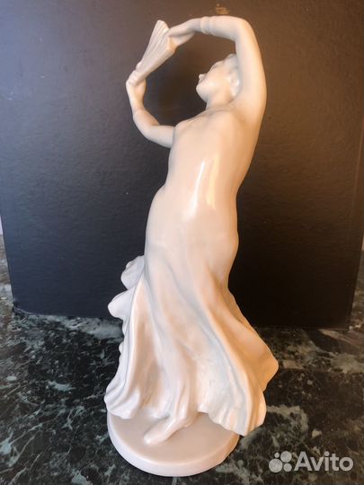 Фарфоровые статуэтка балерина