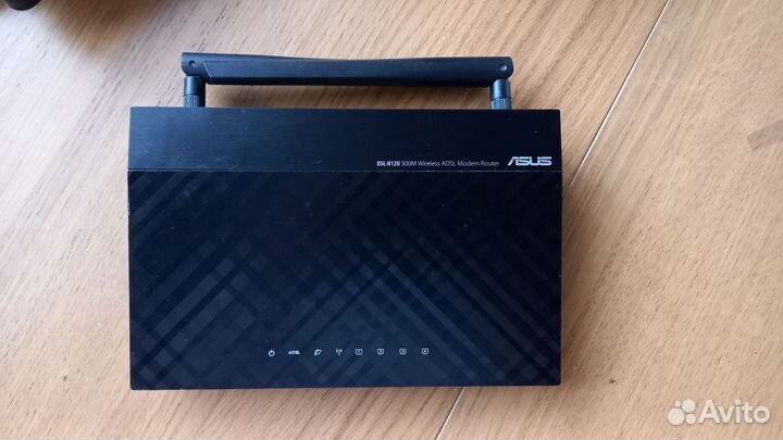 Роутер Asus DSL-N12U