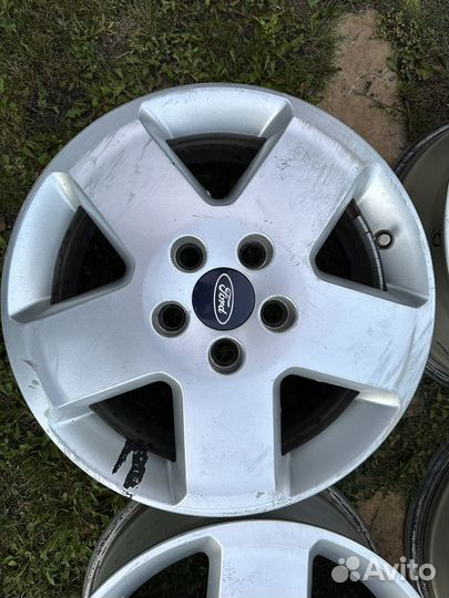 Диски оригинальные Ford 6.0x15 ET 52.5