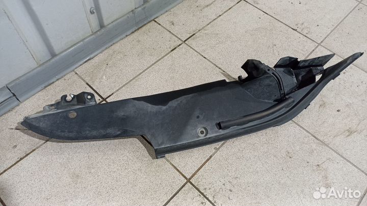 Пыльник крыла передний левый Лексус Lexus RX300 AW