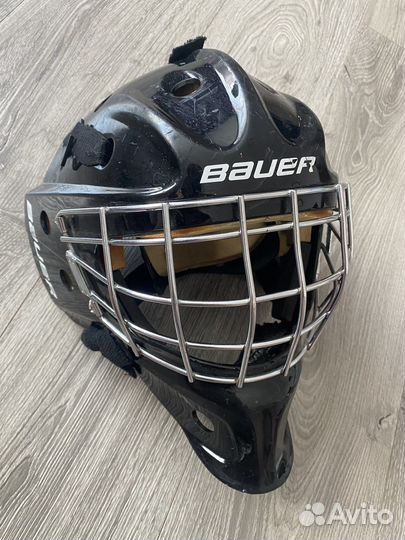 Вратарский шлем bauer