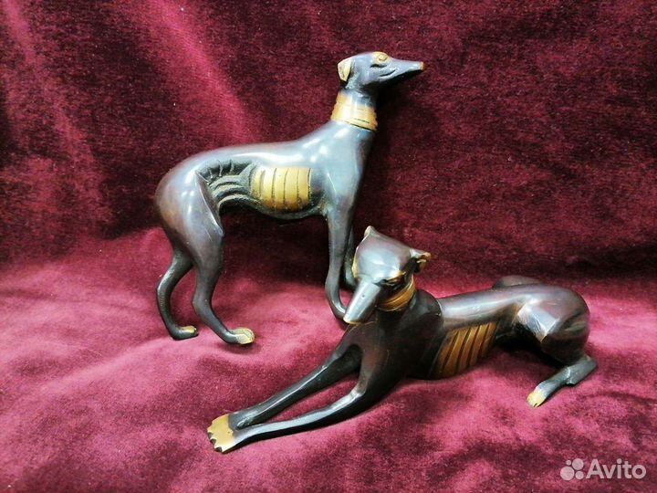 Гончие бронза