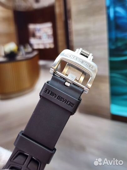 Часы Richard Mille RM 21-01 White/Black Carbon