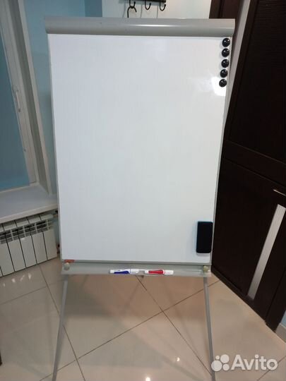 Магнитно маркерная доска флипчарт