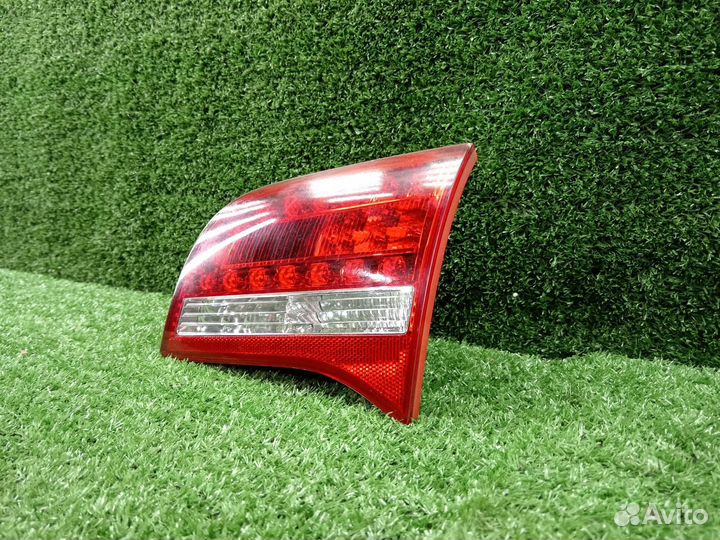 Фонарь крышки багажника правый VAG Audi A6 C6