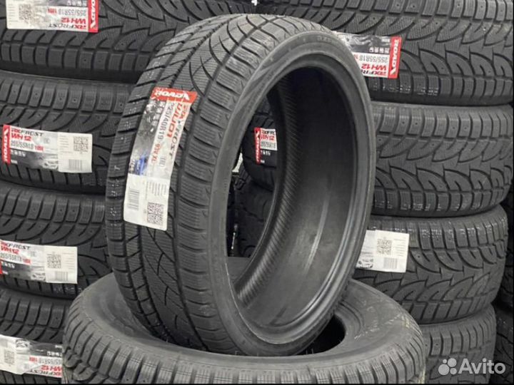 RoadX RX Frost WU01 225/40 R19 93V