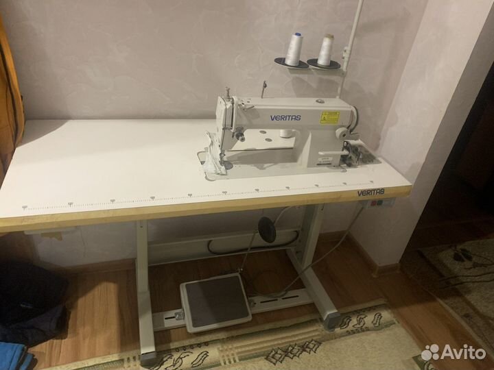 Швейная машина