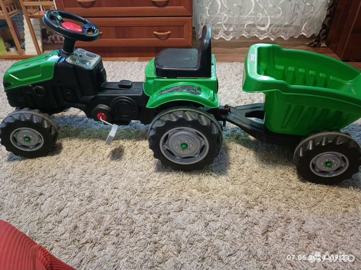 Детский трактор