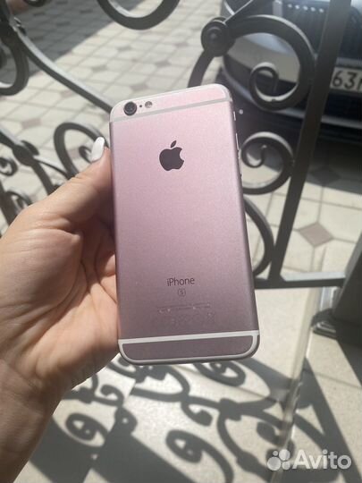 iPhone 6S, 32 ГБ