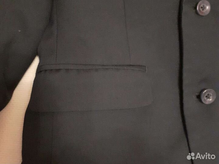 Пиджак H&M на мальчика 7 -8 лет