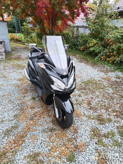 Продам Yamaha majesty 400