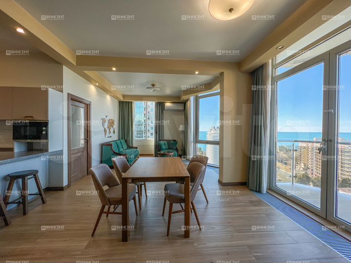 3-к. квартира, 100 м², 18/18 эт.