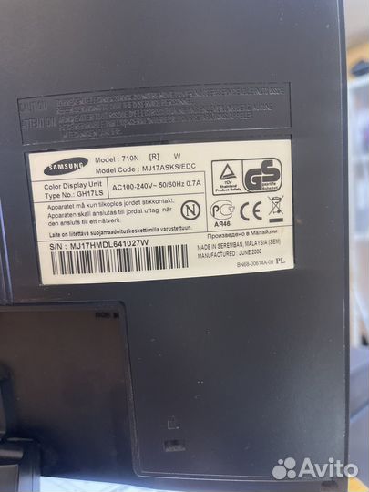 Монитор Samsung SyncMaster 710n