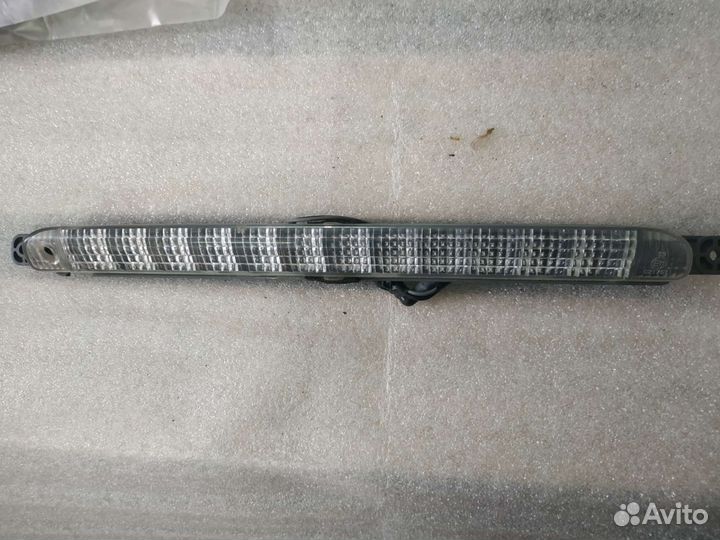 Фонарь задний спойлера багажника Оутлендер