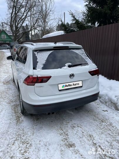 Volkswagen Tiguan 1.4 AMT, 2018, 93 100 км