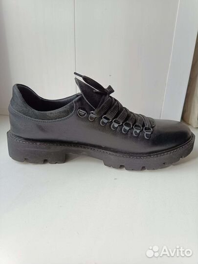 Кроссовки мужские 41 размер