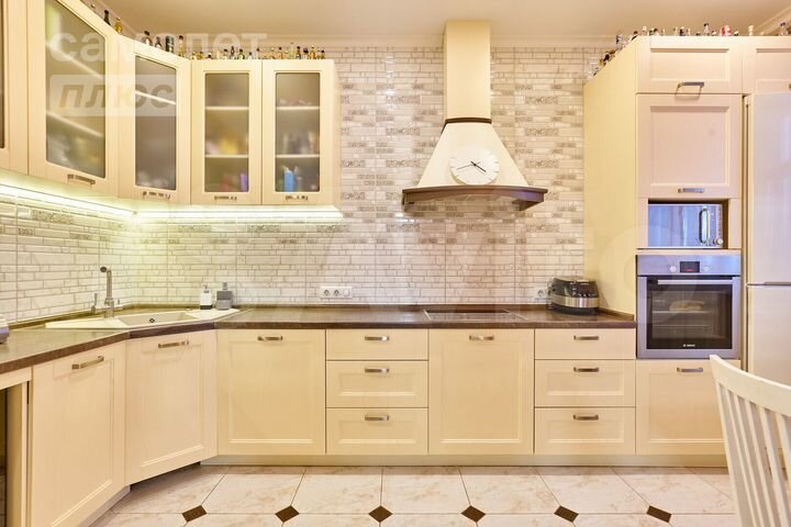 3-к. квартира, 104,3 м², 11/24 эт.