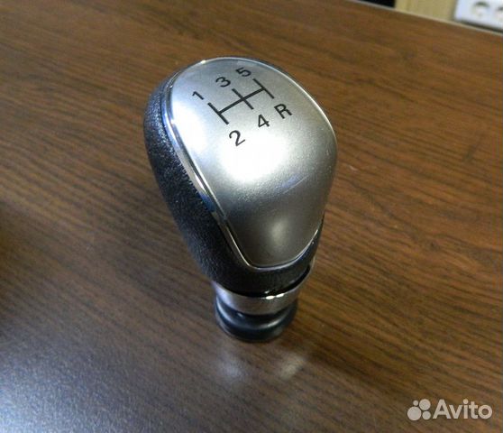 Ручка МКПП -08 серая Ford Focus 2 новая