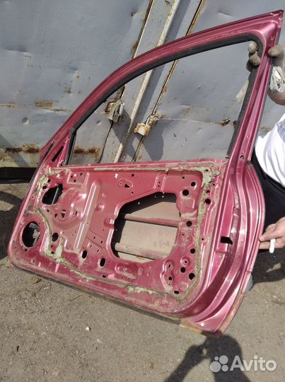 Дверь Ниссан Альмера N16 купе передняя правая
