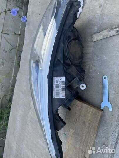 Продам фару