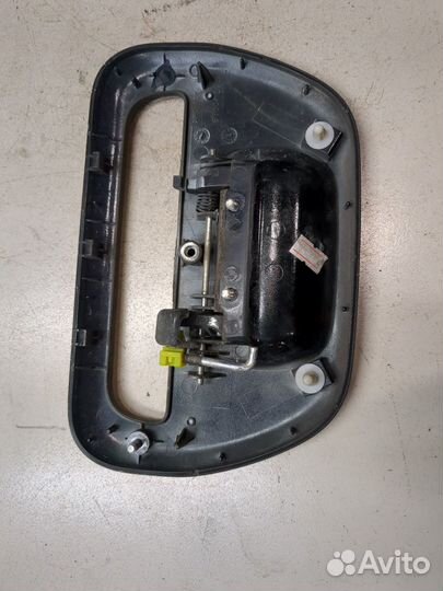 Ручка крышки багажника Mitsubishi L200