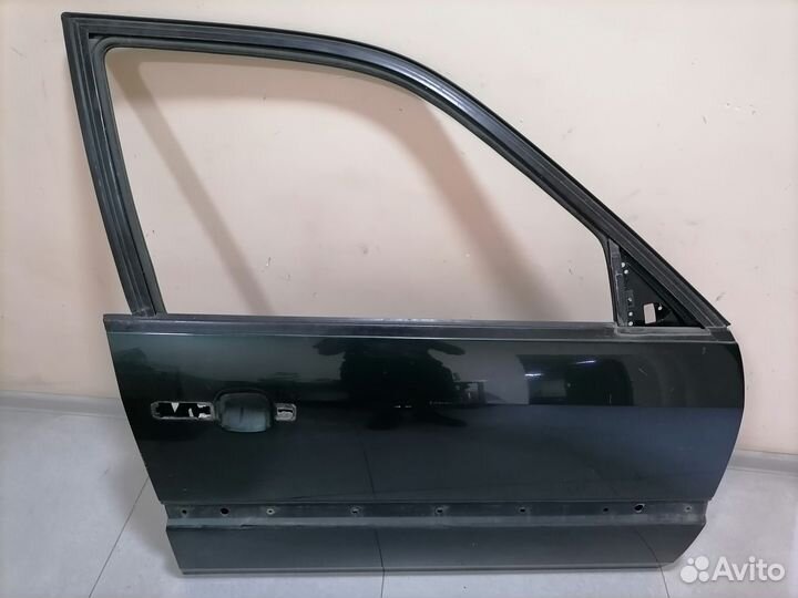 Дверь передняя правая VW Passat B4 1993-1997
