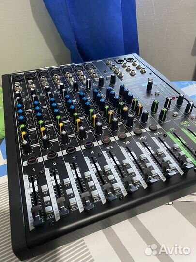 Mackie profx 12 v3 (сумка, коробка)