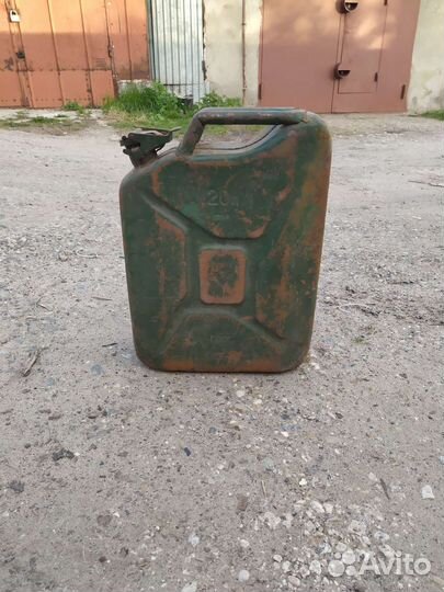 Канистра металлическая 20л