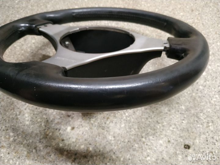 Руль Momo Mitsubishi Lancer 9