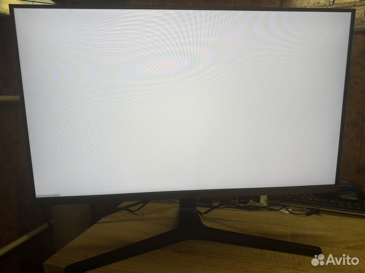 Безрамочный IPS монитор 27