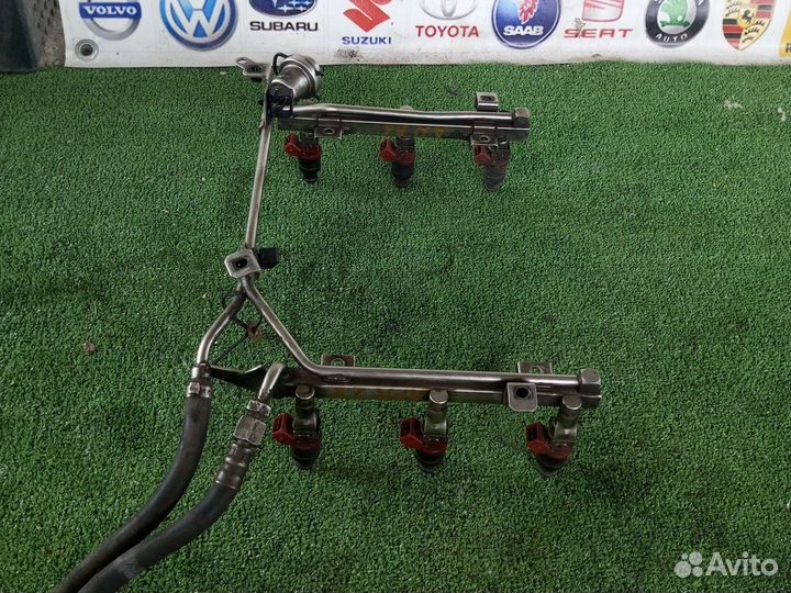 Топливна рампа с форсунками APR 2.8 Audi a4 b5