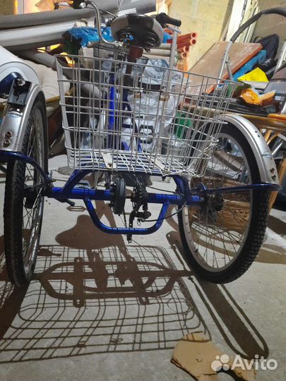 Трехколесный велосипед для взрослых