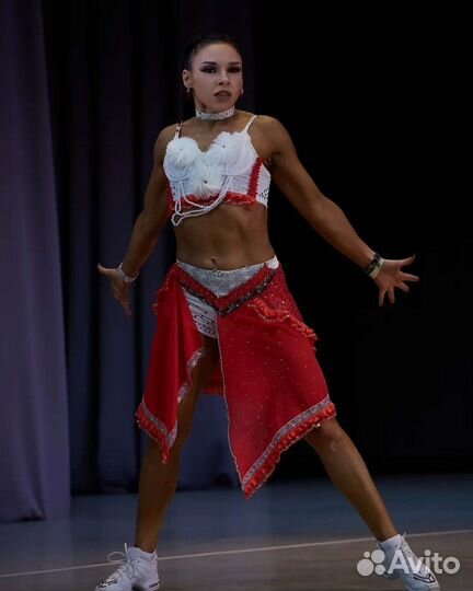 Костюм для танцев