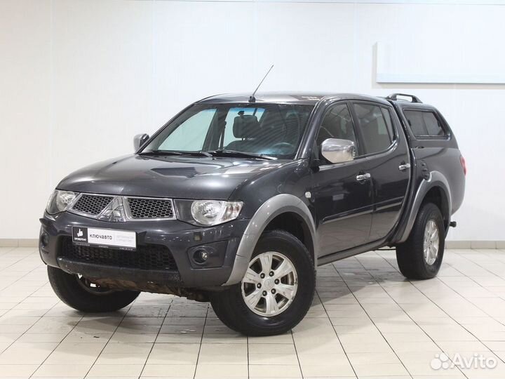 Mitsubishi L200 2.5 AT, 2012, 235 017 км
