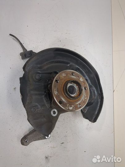 Ступица (кулак, цапфа) Audi Q3, 2016