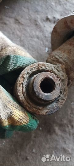 Стойки задние Toyota Altezza