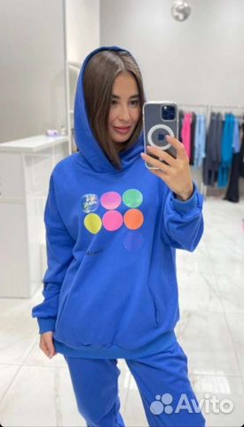 Спортивный костюм женский