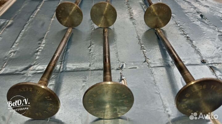 Клапан выпускной 272 Мерседес Mercedes A2720501627