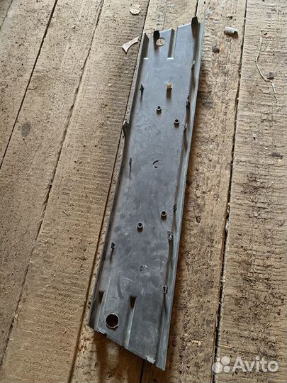 Накладка переднего бампера ford kuga