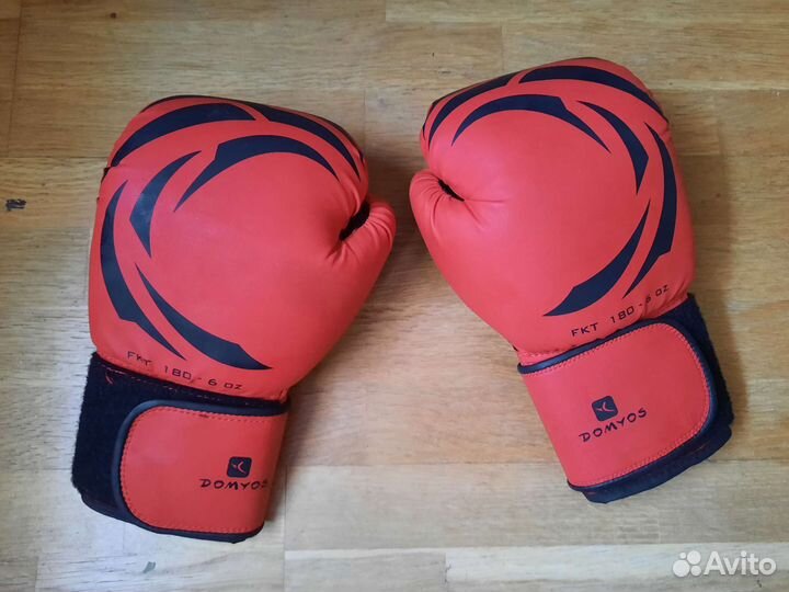 Боксерские перчатки Domyos